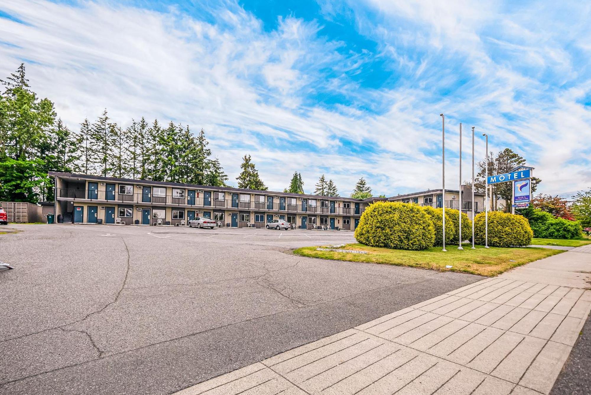 Bluebird Motel Нанаймо Экстерьер фото